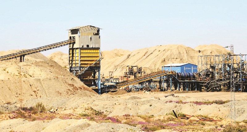 مشروع النقل الهيدروليكي..  هل يعيد تونس إلى صدارة إنتاج الفسفاط عالميًا؟